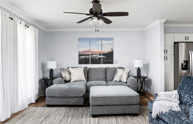 Hometown Hideaway - 4BR 2 5BA Pool Game Room - Foto 11