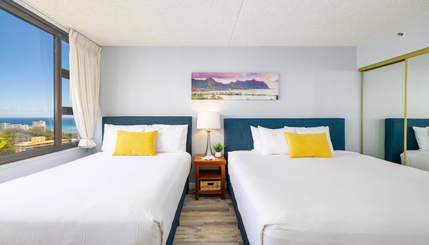 Diamond Head and Ocean views with King Bed and Parking - Photo 5, Chambre