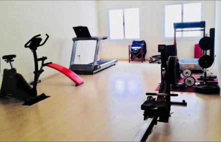 ÁTICO DELUXE entre CENTRO y PLAYA Salinas con TERRAZA, WIFI, PISCINA climatizada, GYM, SAUNA y GARAJE -Smart TV - Foto 18