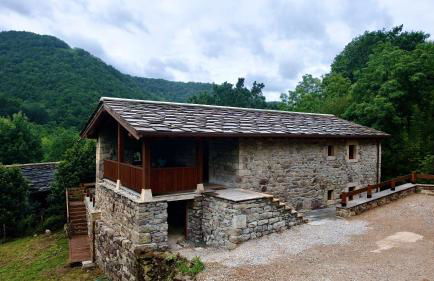 Cabaña Pasiega Castro Valnera - Foto 1