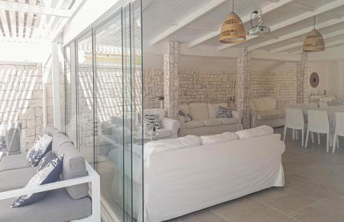 1 Bedroom Awesome Home In Leporano - Foto 22