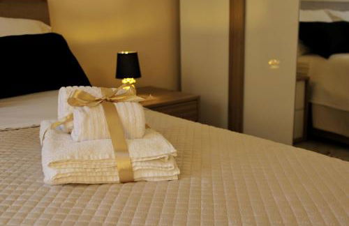 L' Antico Scoglio Appartamenti comfort Nocera Terinese Scalo - 4,7 e 11 Ospiti - Navetta Aeroporto-Stazione & Multi-Destinazioni - Piscina - Spiaggia a 300mt - Giardino e Zona pranzo all'aperto - WiFi & SmartTV - Aria Condizionata - Foto 58