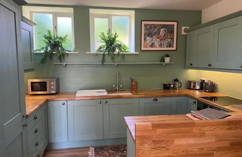 The Clock Tower & Dairy - Two x 2 Bed Barns with Indoor Pool - Photo 2