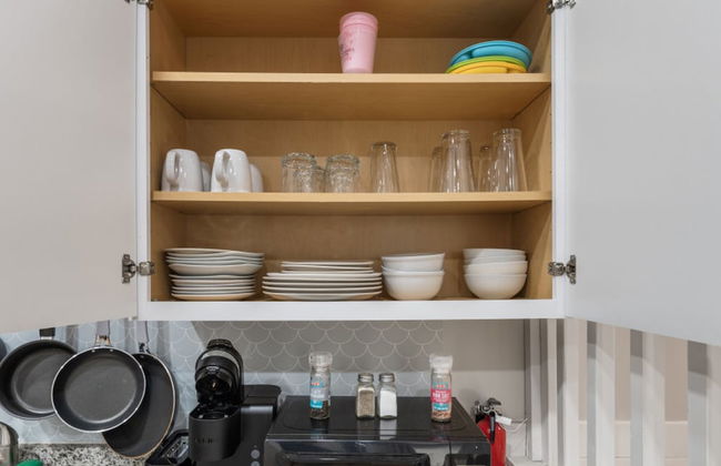 4 Queen Beds High Speed Wifi Private Parking - Foto 30