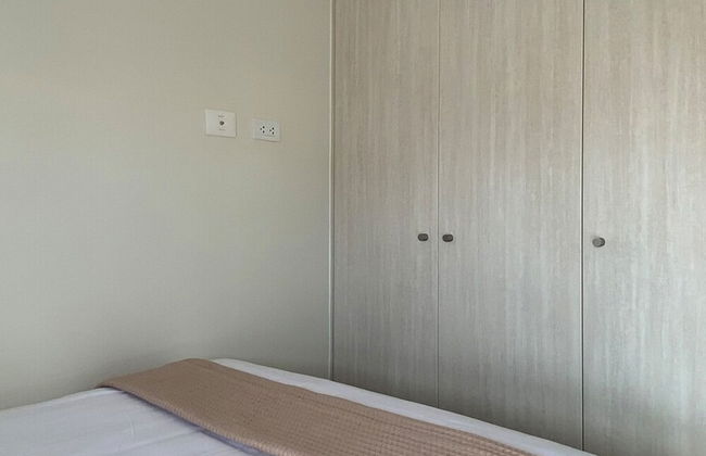 w Artistic 2BR With Balcony in Miraflores - Photo 9