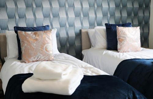 Large 3-Bed House VAT Invoices & Parking - Ideal for Contractors - Foto 12