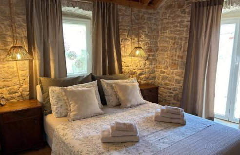 Gorgeous Home In Donje Selo - Photo 9