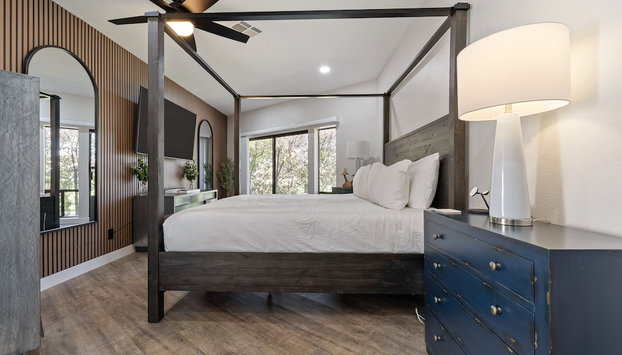 Edgy House Pool Hot Tub and Golf Course Views - Foto 4, Habitación