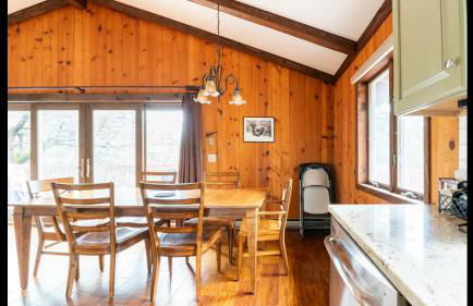 Beautiful Windham Chalet 2 minutes to the Mountain - Foto 6