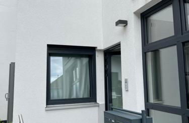 Gemütliches Studio-Apartment in Karlsruhe Neureut - Nähe Uni-KIT-Messe, Fußbodenheizung, Regendusche, Waschmaschine, Stellplatz - Foto 8