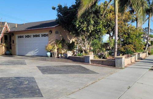 Luxstay in Huntington Beach - Photo 13