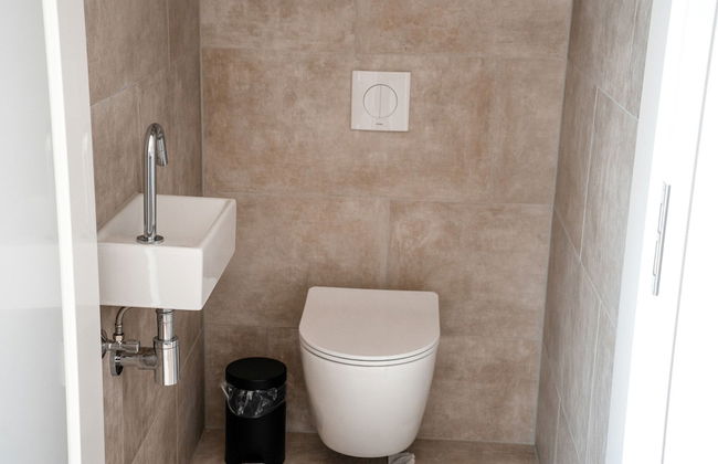 Water Villa With Garden and Jetty Near Harderwijk - Photo 17