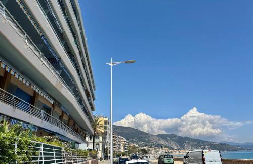 Casa Sud Menton Studio Front de Mer Vue Mer Panoramique Terrasse Parking - Foto 19