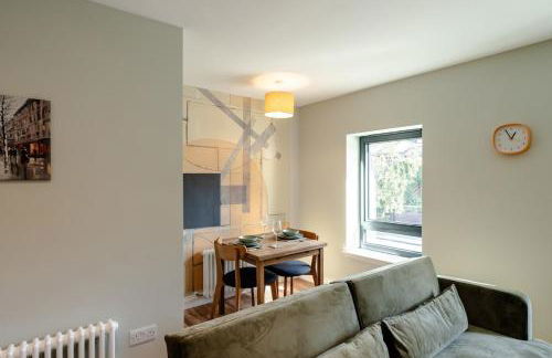 Stunning upper villa stay in the City! - Foto 17