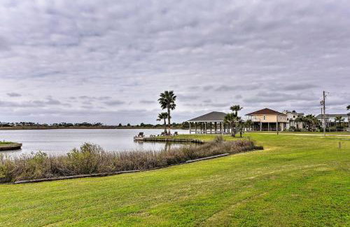 Pool, Marina and More! Family Home in Terramar Beach - Foto 33