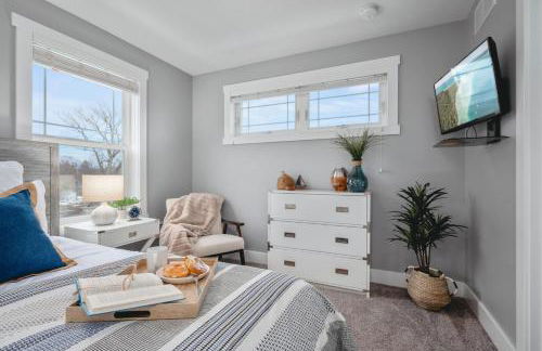 962 Townhouse 3BR Near Downtown Beaches and Wineries - Photo 36