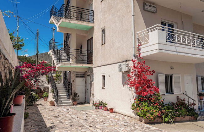 Mariana Apartments - Photo 63