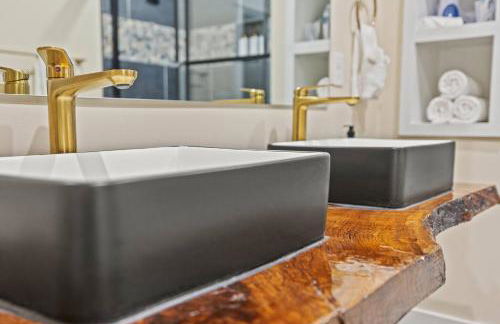 New Barndo/Red River Access/King Beds/Hot Tub - Foto 41