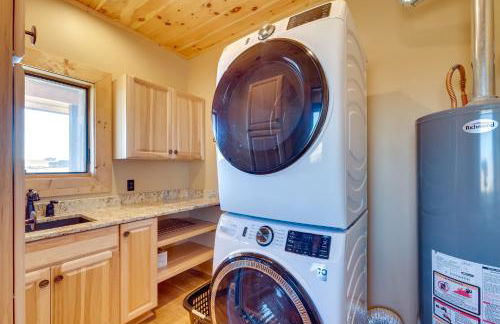 Free Spirit Ranch with Hot Tub and Mountain Views - Foto 24