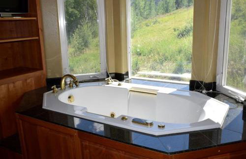 Rustic Cabin Rental with Views for Miles near Grand Teton National Park, Wyoming - Foto 14