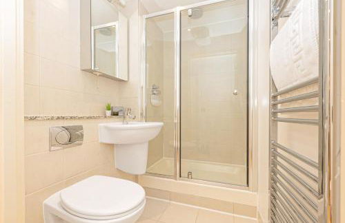 New listing 2BR with parking, 10min Woolwich St - Foto 23