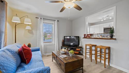 The Twisted Maple - Dogs Stay Free! - Foto 3