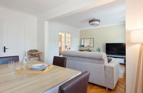 Les Capucines - Appt proche Talensac avec parking - Foto 26