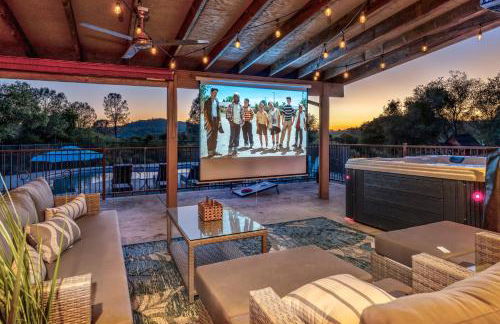 Mountain Elegance w/ pool, spa, projector - Foto 2