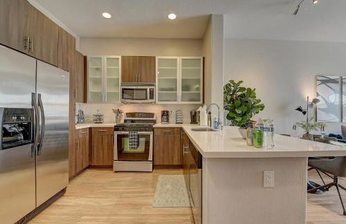 Penthouse One Bedroom Garden View Condo by UCLA - Foto 24