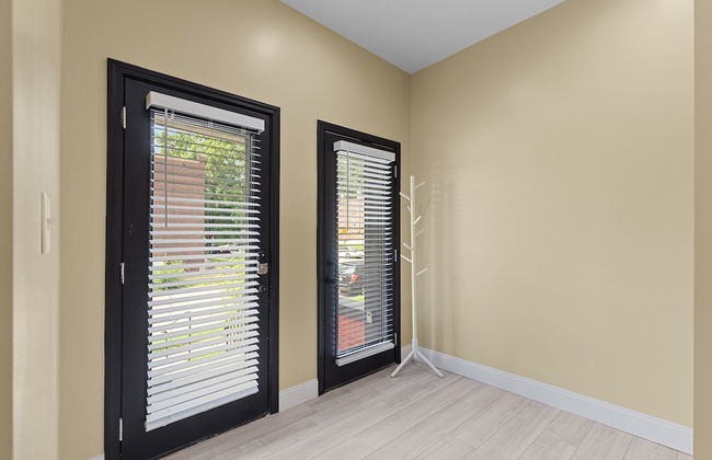 Red Brick Hideaway | JZ Vacation Rentals - Photo 32