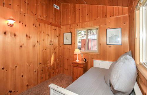 Owl Cabin - Sierra style cabin located on a quiet road in Fawnskin and backs up to National Forest! - Foto 15