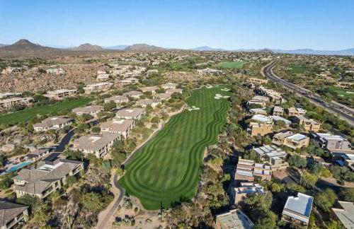 White Feather - Golf BBQ Patio Pool & Spa Access - Foto 53