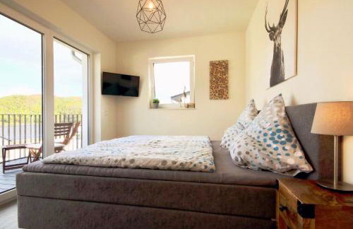 FerienHAUS Marta am Diemelsee im Sauerland mit eigener Sauna, Garten, Terrasse, Balkon und Blick auf den See - Foto 19