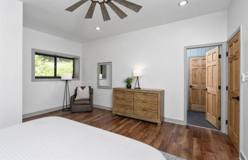 5 King Beds - Sleeps 18 - Game Room - Brew Trail - Foto 48