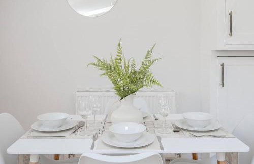 Prime Location - Southwold Gem - Sleeps 8 - Whole Cottage - Photo 13