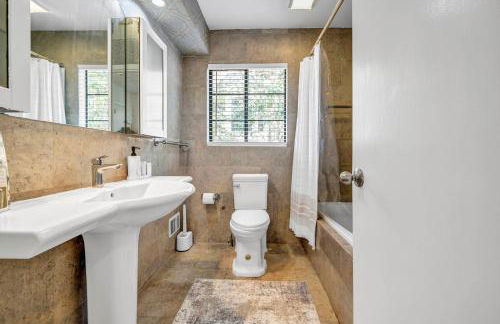 Mid-Century Bungalow in the Heart of Buckhead! - Foto 14