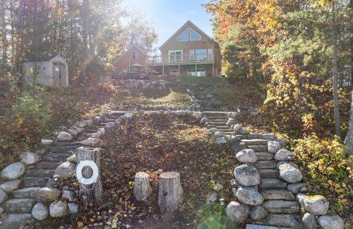 Lakefront Getaway with Kayaks, Fire Pit and Views - Foto 38