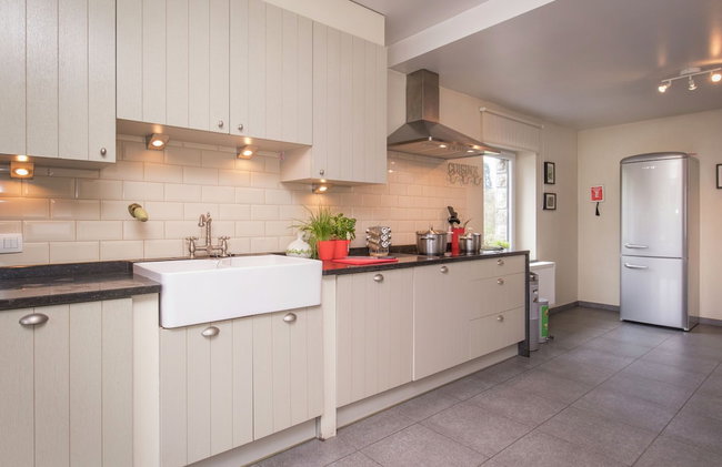 Spacious Holiday Home in Grand-halleux Near Vielsalm - Photo 4