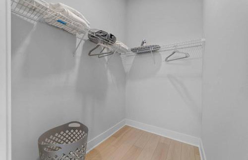 Stylish and Cozy at Revere Beach - Foto 8