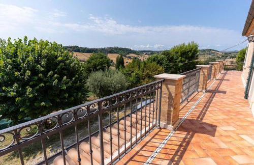Villa Dolce Vita - Vista Colline, Jacuzzi, 3Suites & 5min dal mare - Foto 7