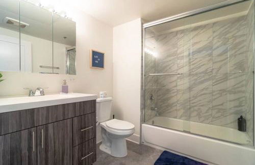 McCormick Place Luxurious and Spacious 3BR in Downtown Chicago with Optional Parking Sleeps 10 guests - Foto 34