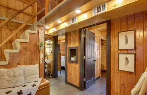 1 Mi to Beach and Lake Breezy Point Cabin with Yard! - Foto 7