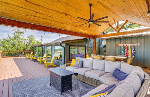 Lake View and Huge Deck Cozy Possum Kingdom Retreat - Foto 22