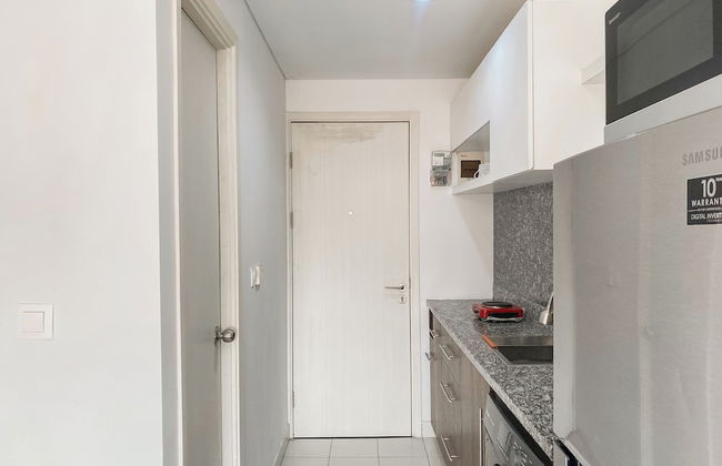 Good Place and Restful 2BR at Patraland Urbano Apartment - Photo 12