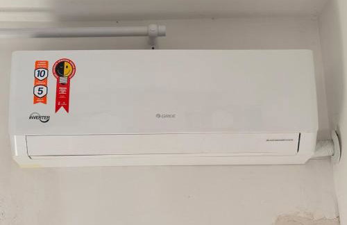 Suite com ar, cozinha, área, churrasqueira para até 4 pessoas - Foto 3