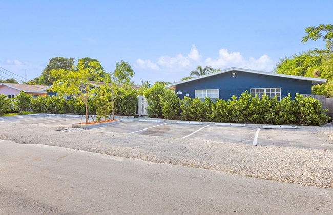 Lovely 2 BR Condo in Sailboat Bend - Photo 33