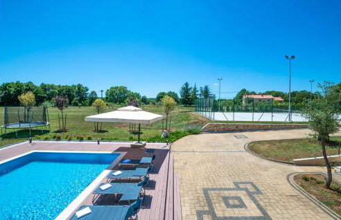 Awesome Home In Sumber - Foto 12