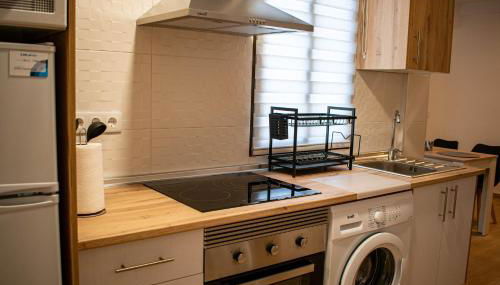 Alojamiento entero, centro de Córdoba con cochera - Foto 5