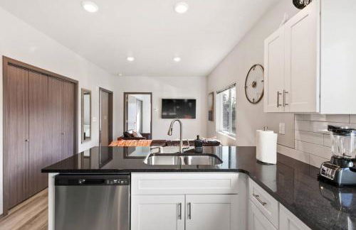 New 2 Bed 2 Bath Near Perry Dist and DT - Foto 9