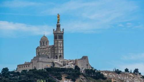 T2 Vue sur la Basilique de Notre Dame de la Garde - Foto 3